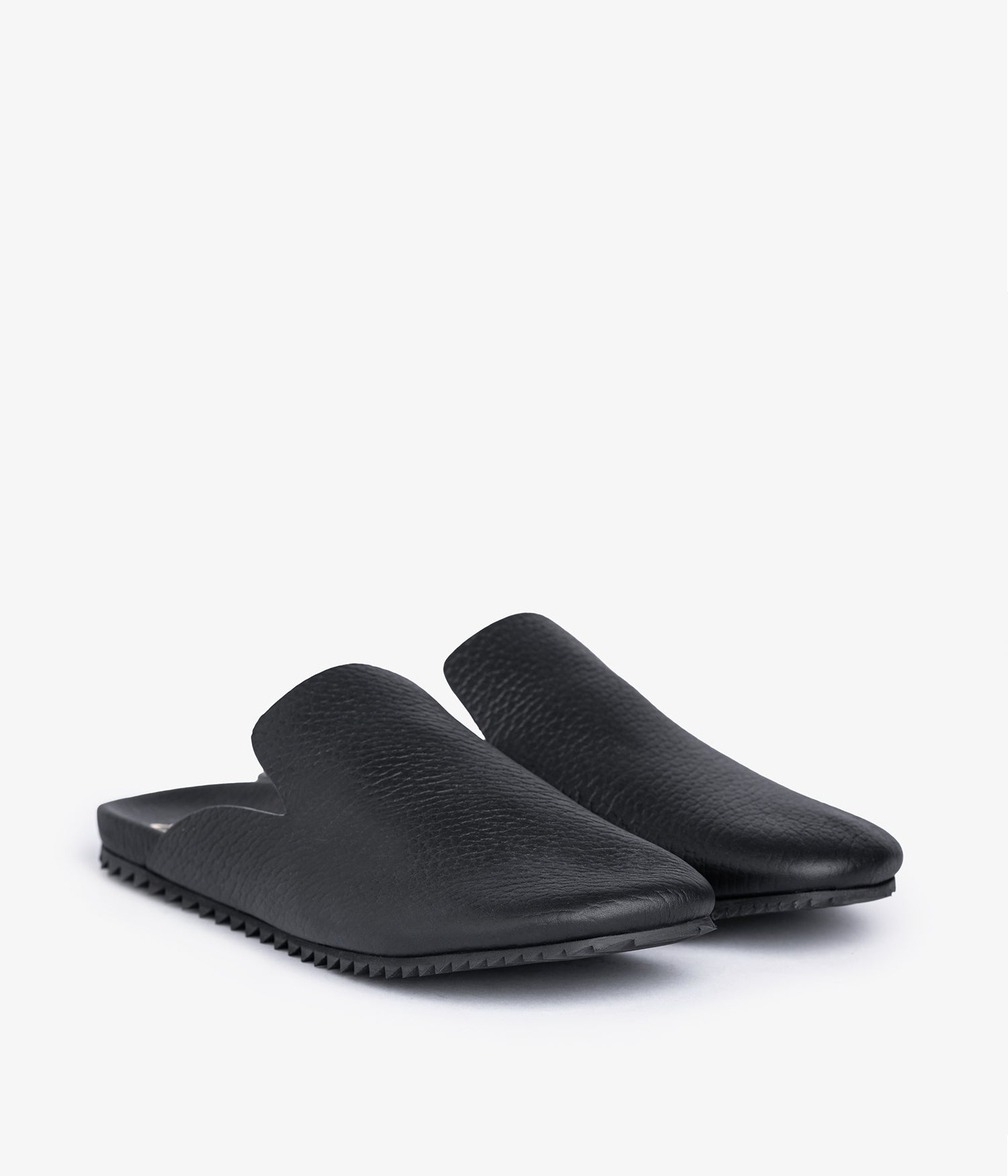 Black leather slide | Braidy | SS 25 | PEDRO GARCIA | Pedro García