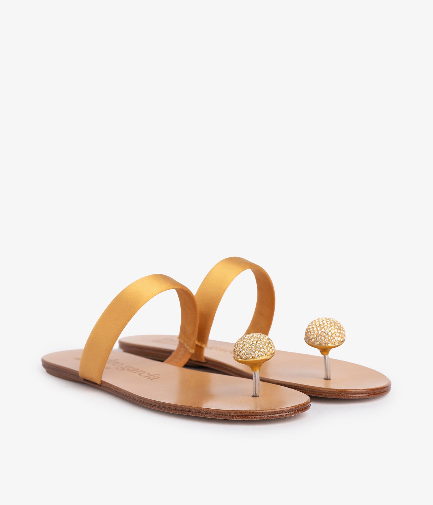 Yellow satin flat sandal Pacha centenary collection Pedro García
