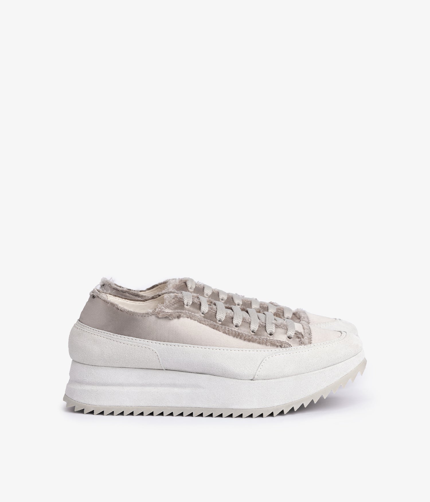 ステラ・ルー - panna Flatform sneaker in grey satin | Orella | Essentials collection