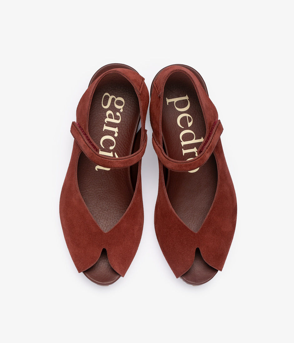 kimmy / henna castoro