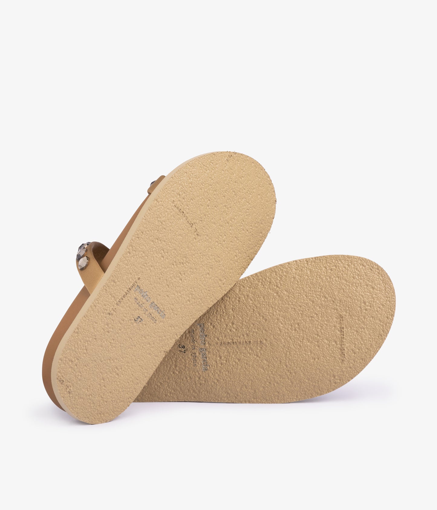 doyel / brulee satin-greige