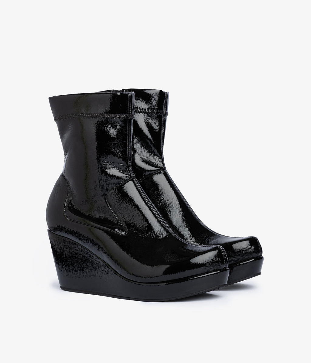 aliana / black gloss stretch