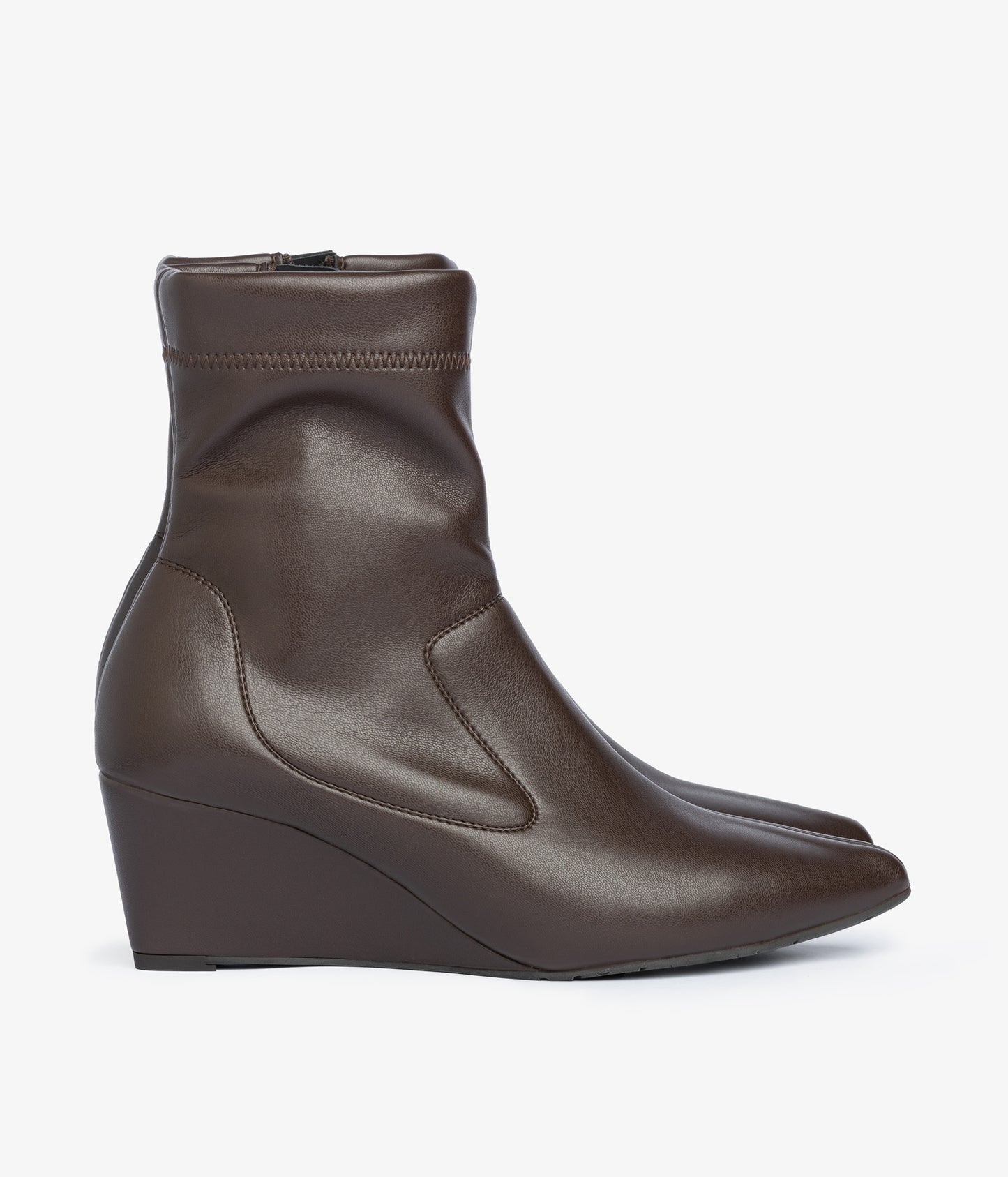 onira / brown leatherette