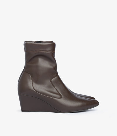 onira / brown leatherette
