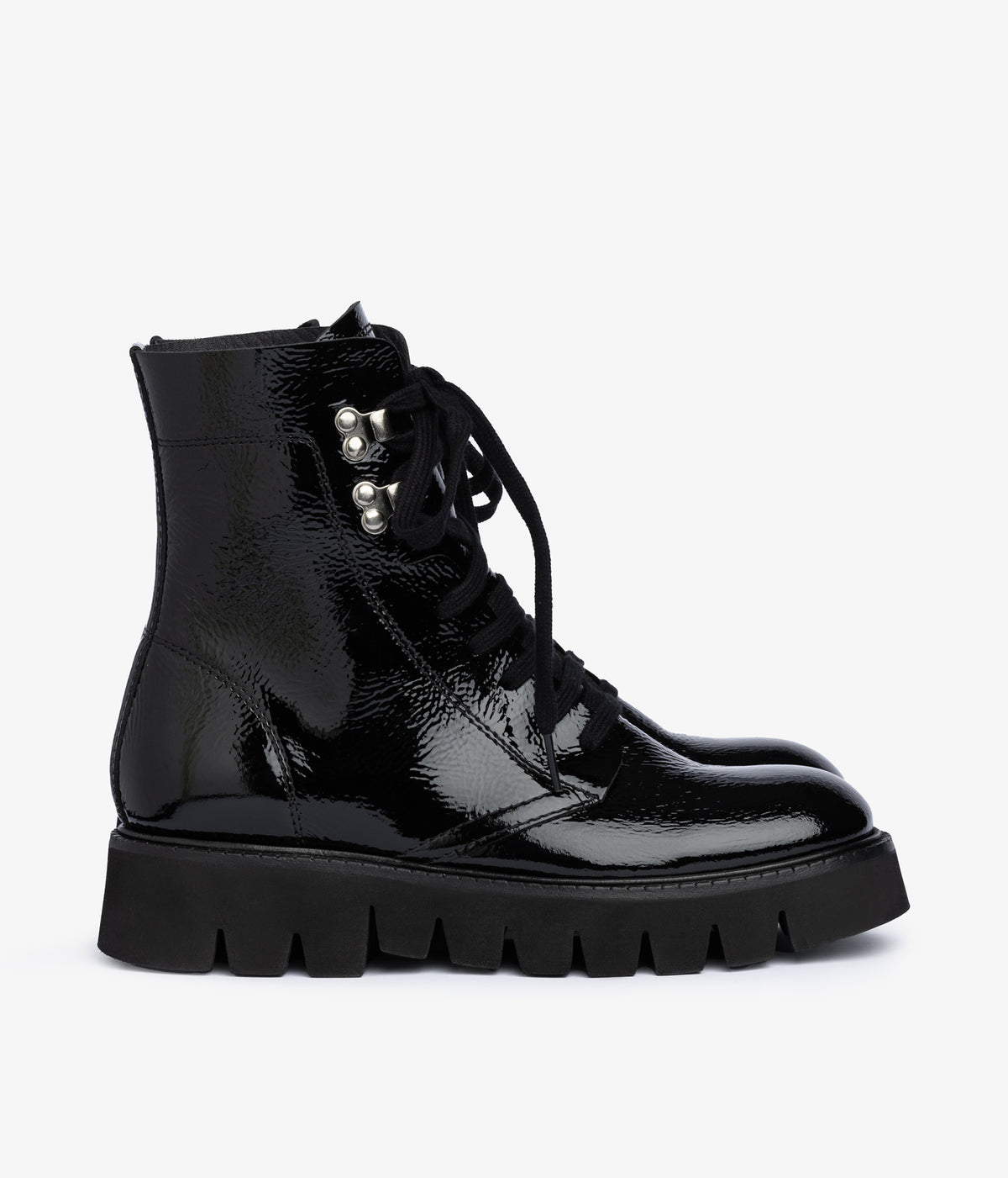 saira / black castoro naplack