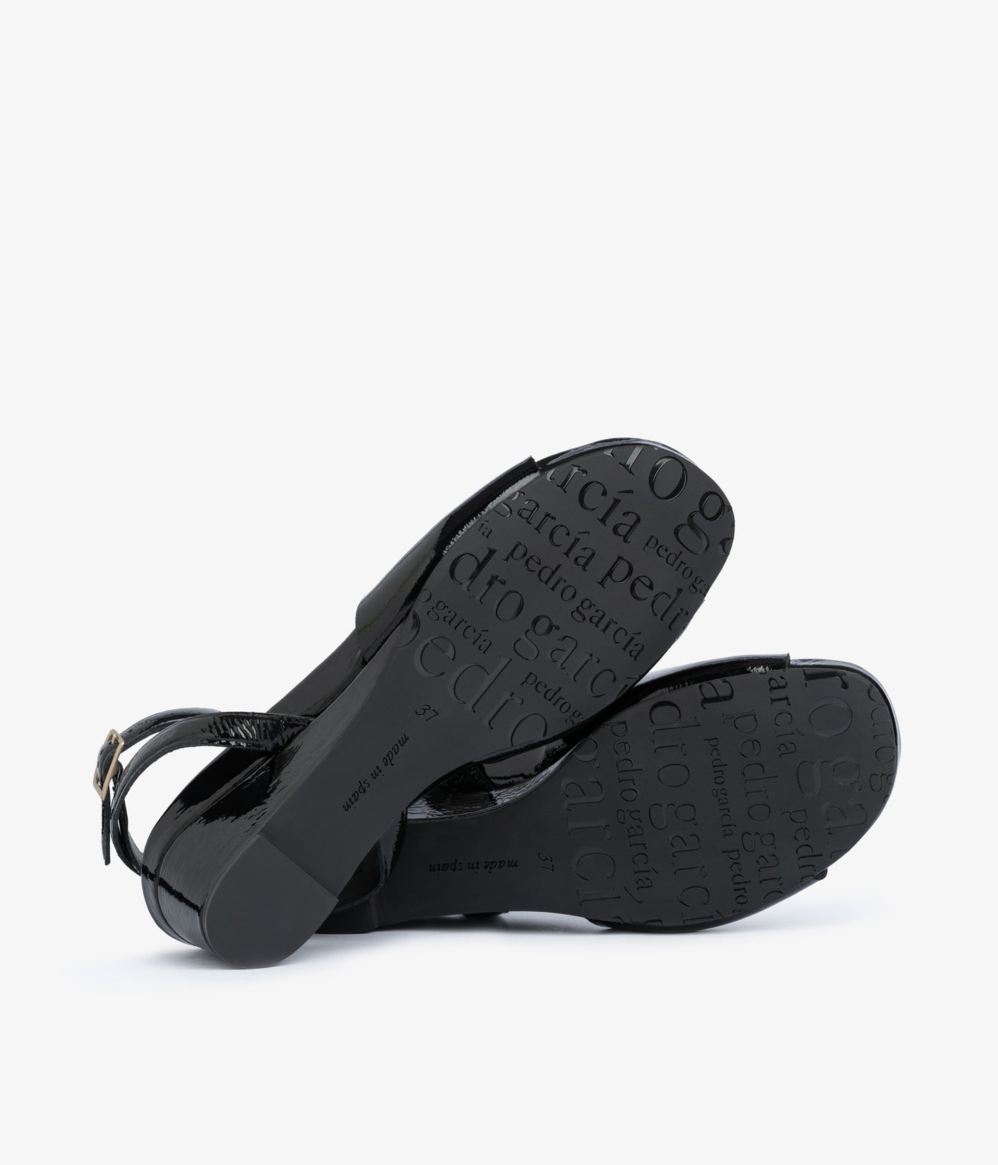 wamika / black castoro naplack