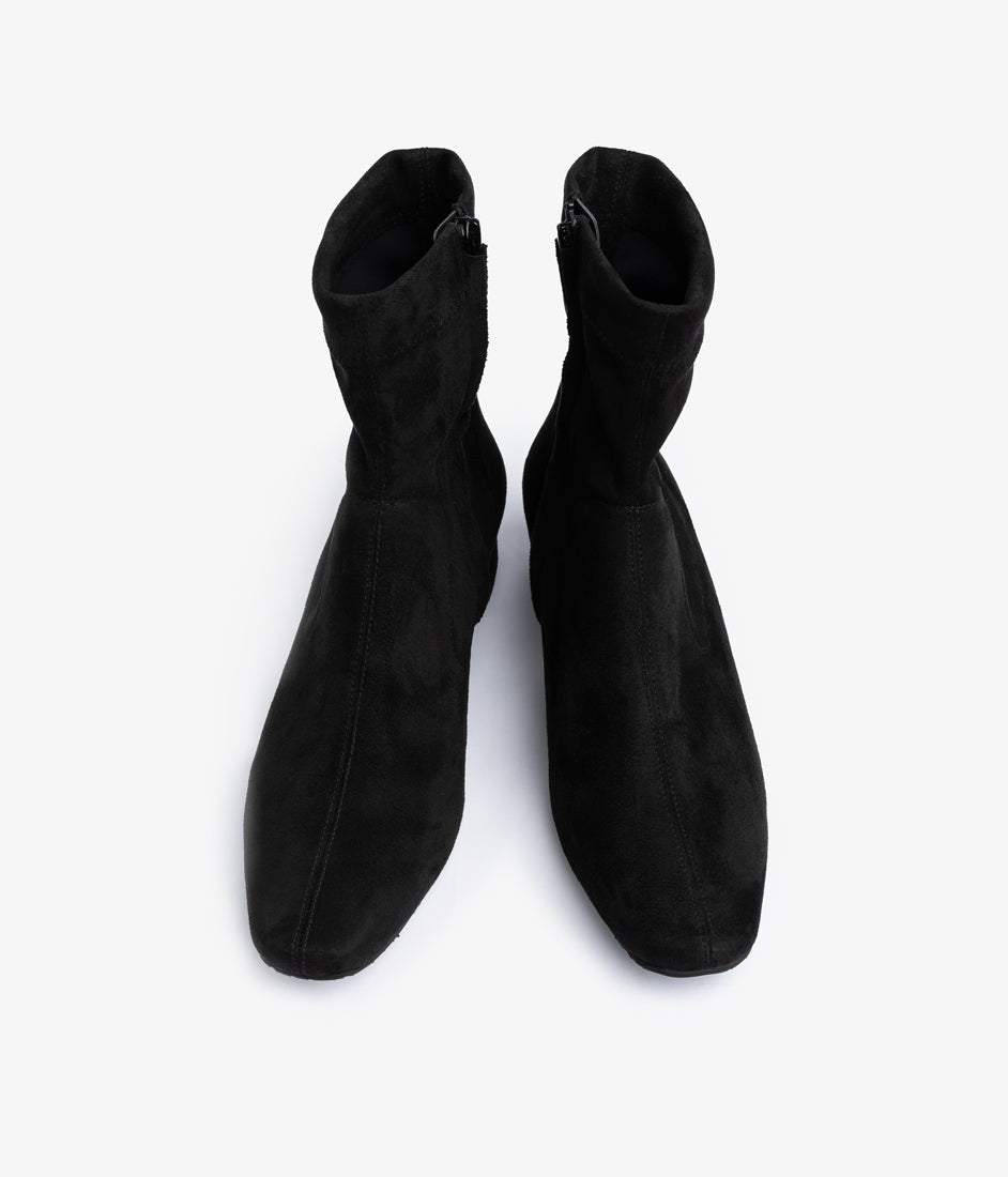 encina / black suedette