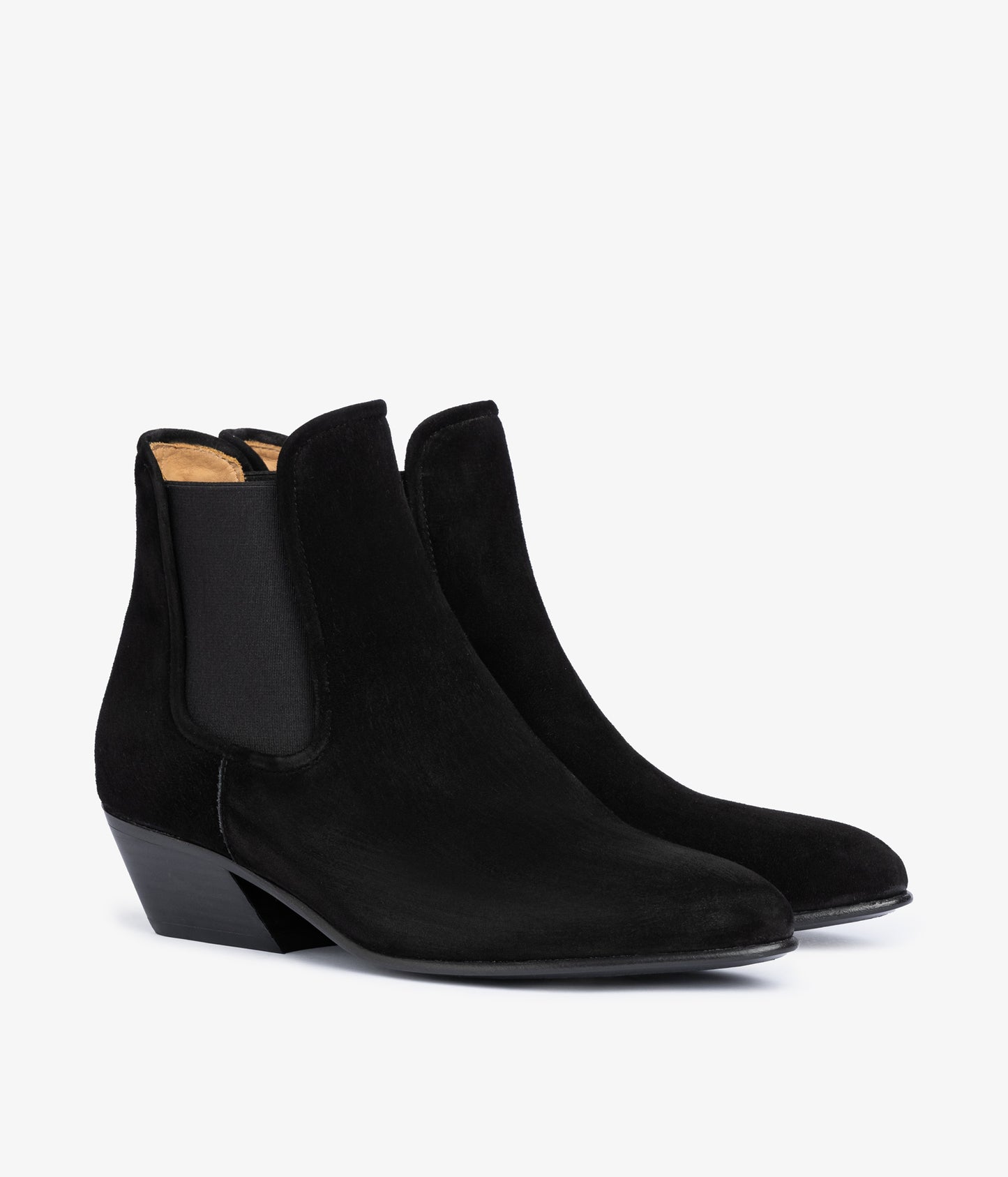 hela / black bessie suede