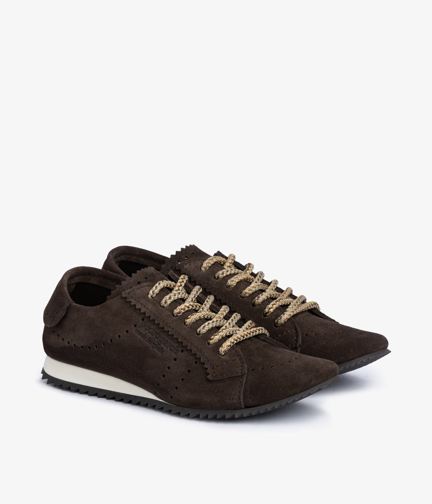 celin / brown castoro