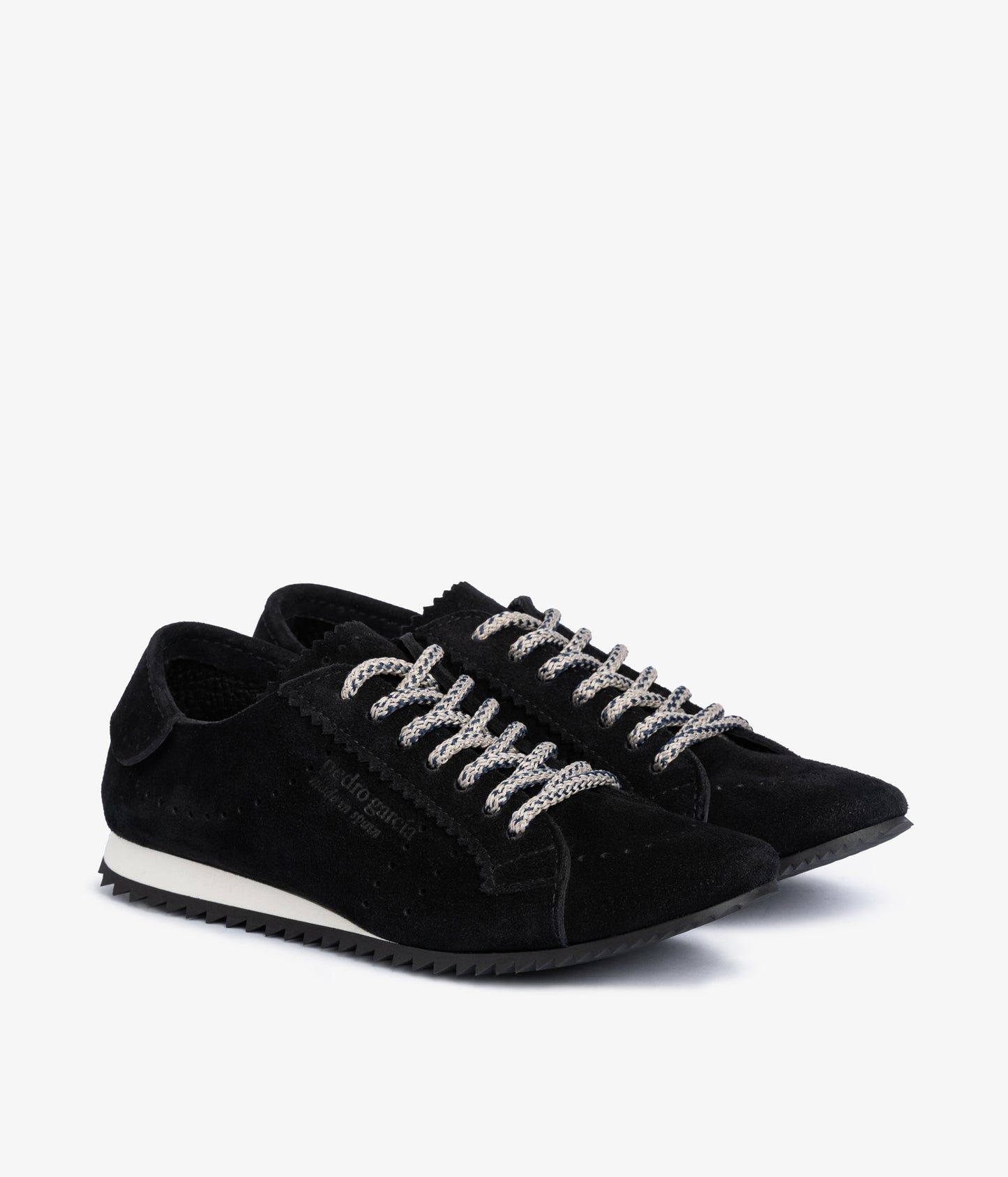 celin / black castoro