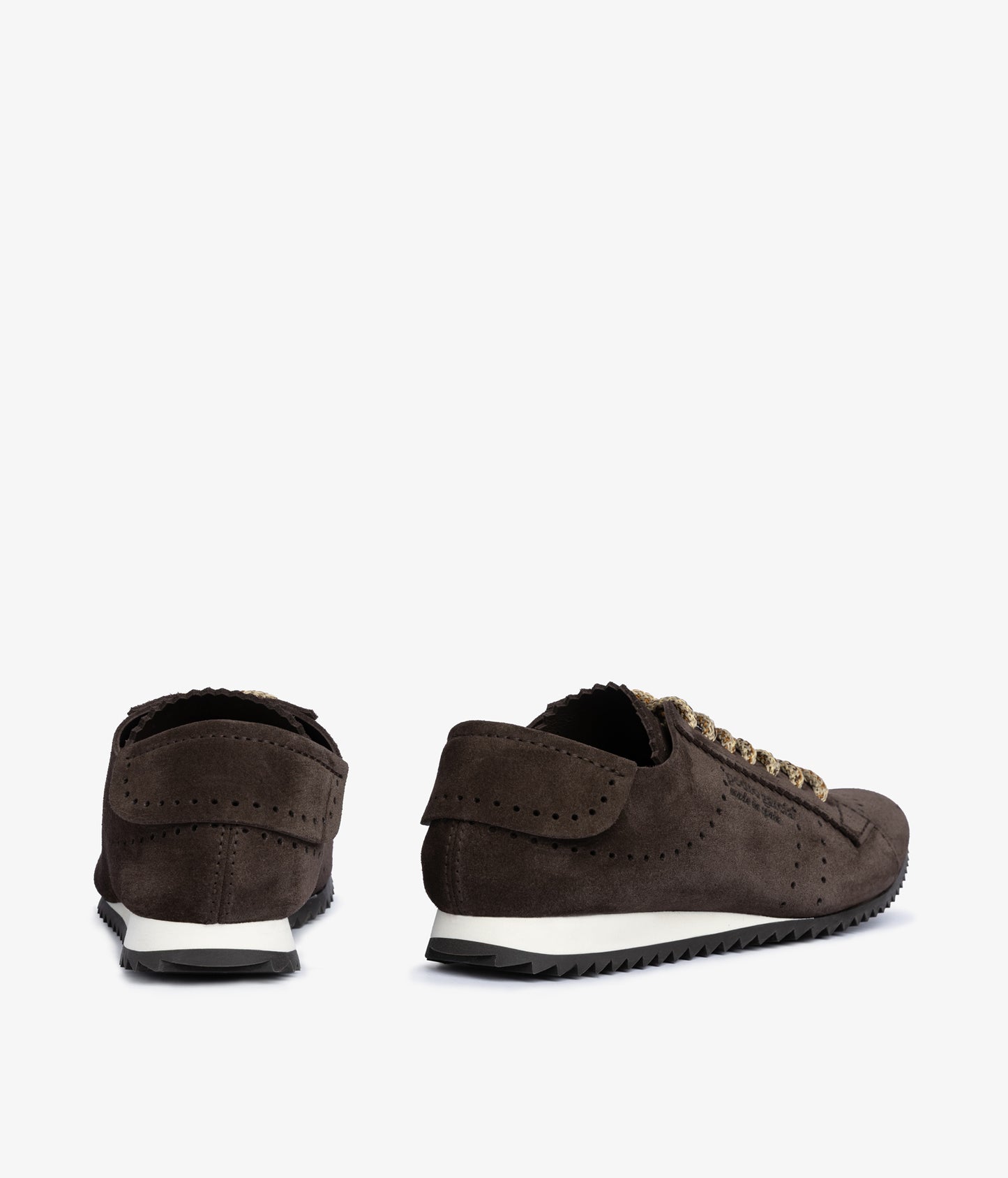 celin / brown castoro