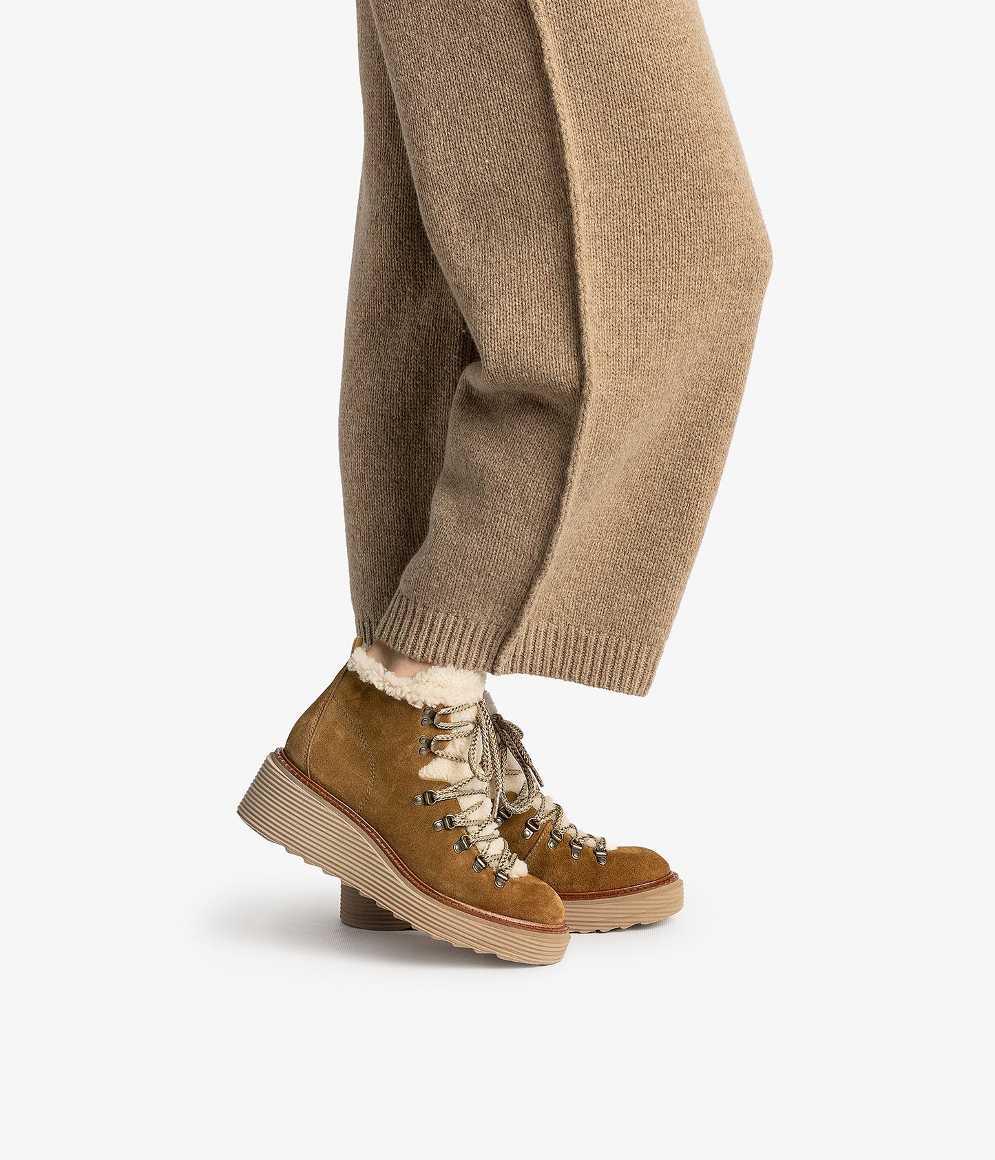 saffi / alpaca castoro-shrlng