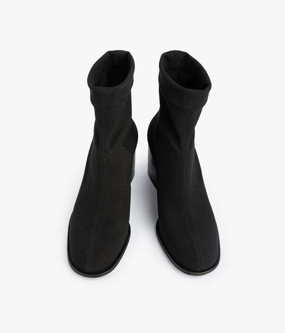 marilo / black 2-way stretch