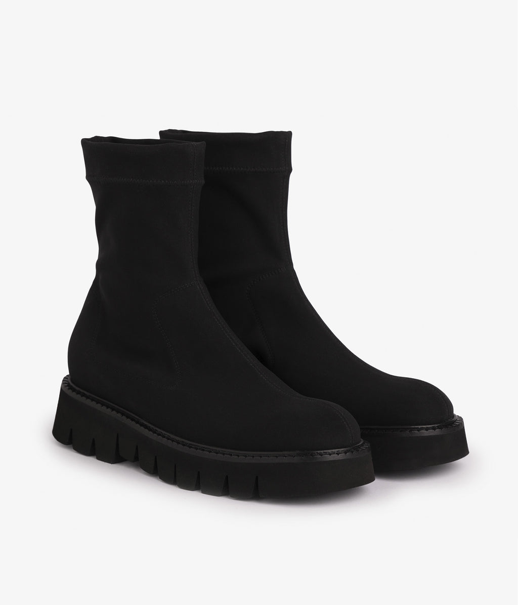botin chelsea ante negro suela track selenpedro garcia 1