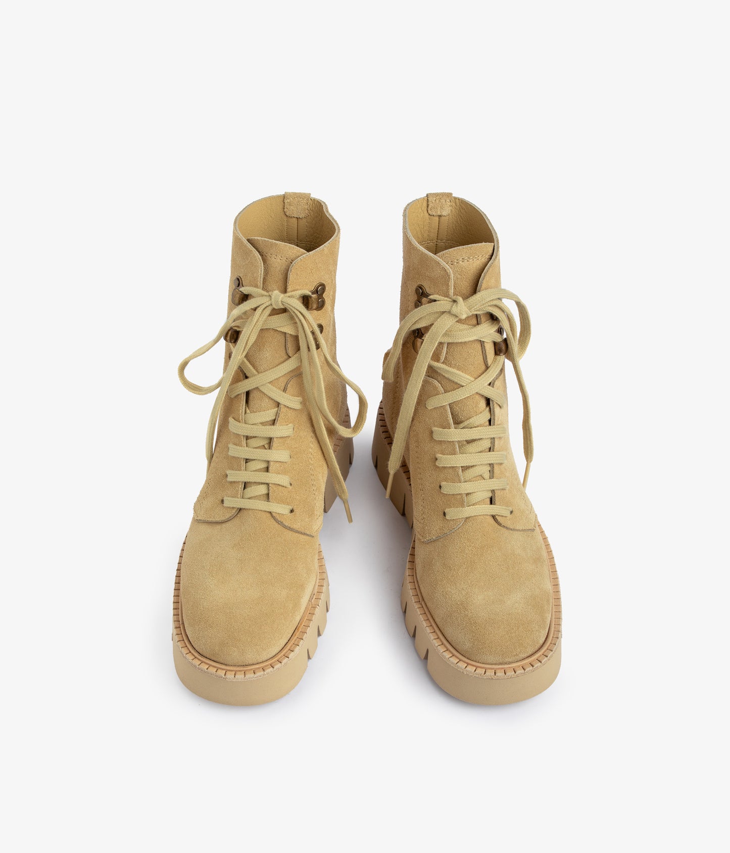 saira / sand castoro