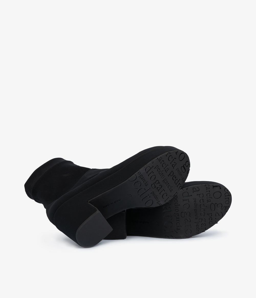 daneta / black 2-way stretch