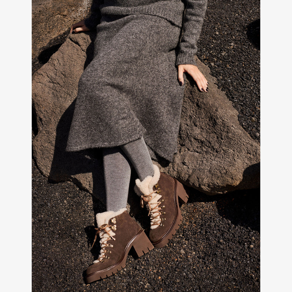 zena / brown castoro