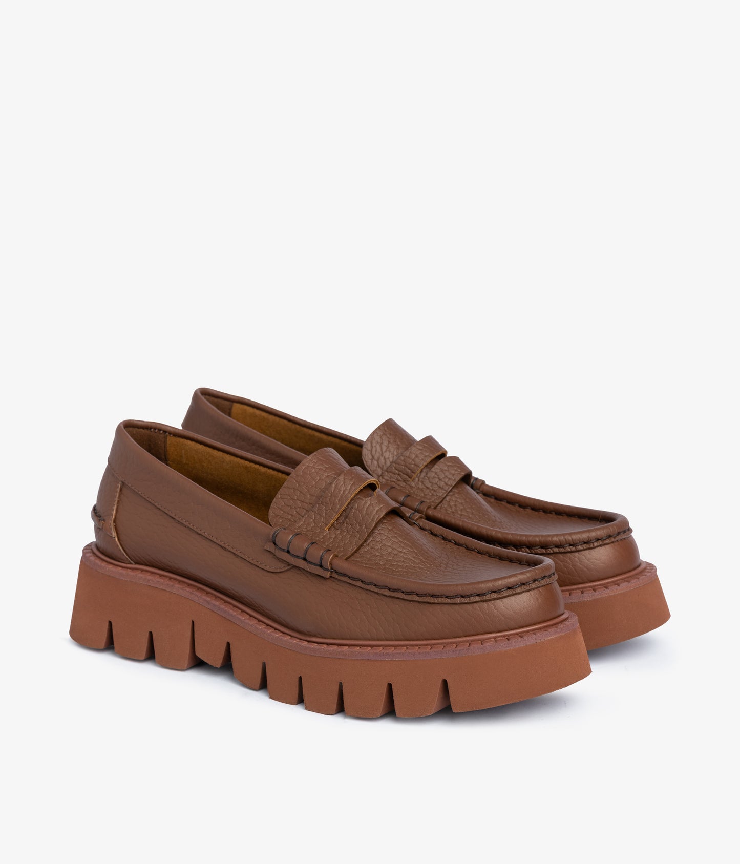sebas / chestnut cervo-ros mat