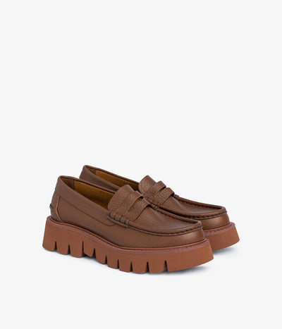 sebas / chestnut cervo-ros mat
