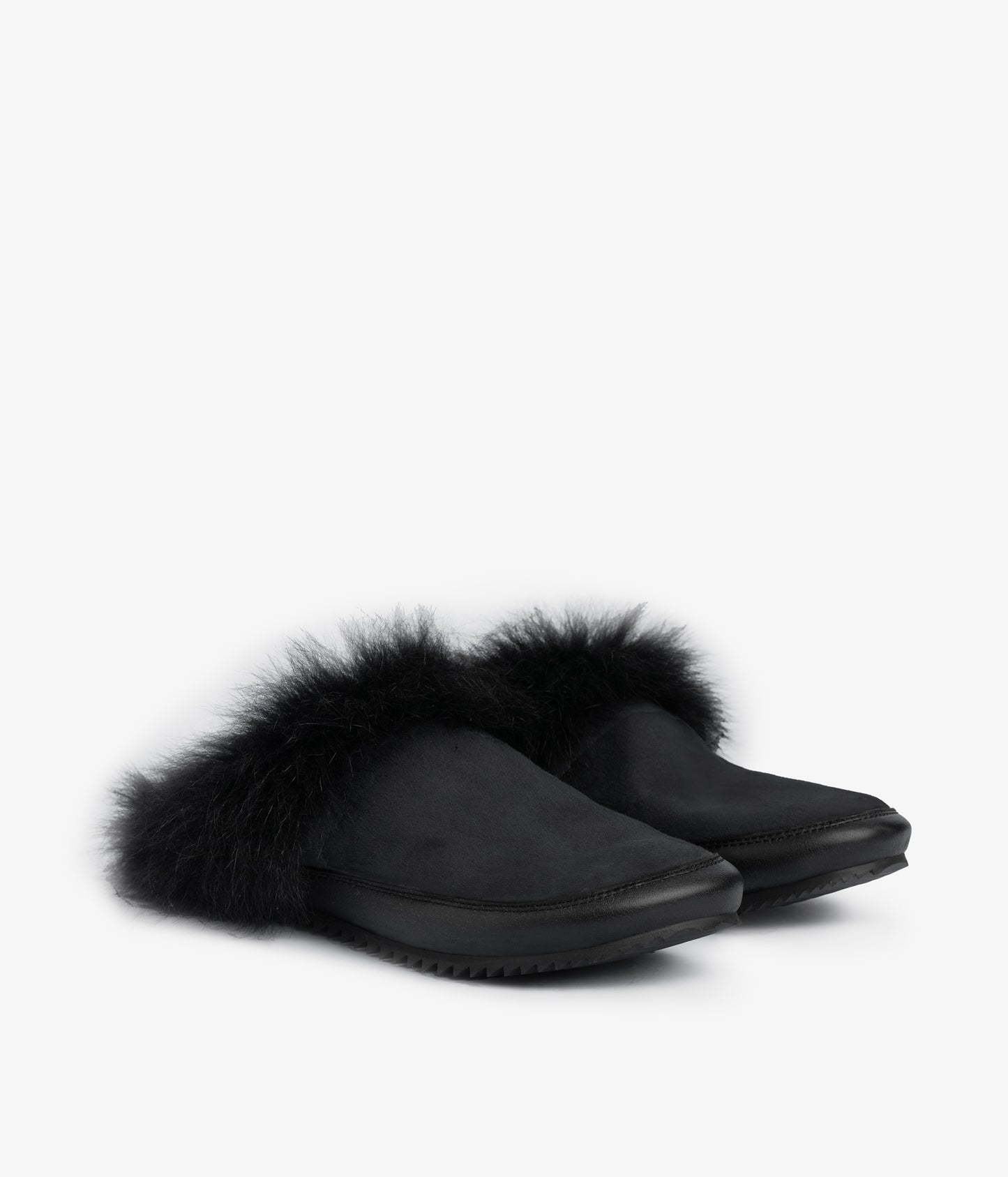 jan / black suede churra