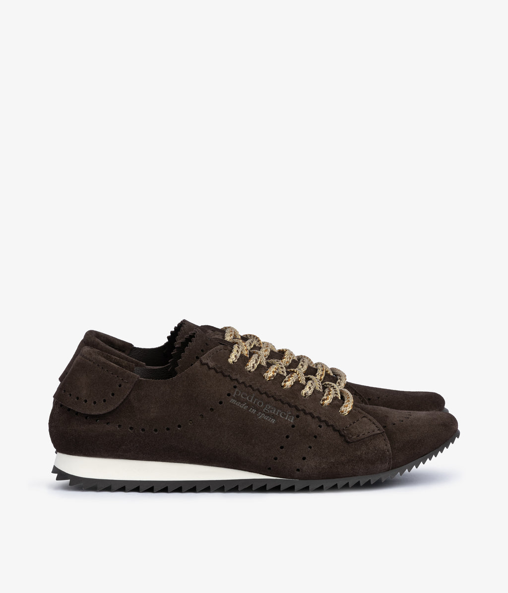 celin / brown castoro