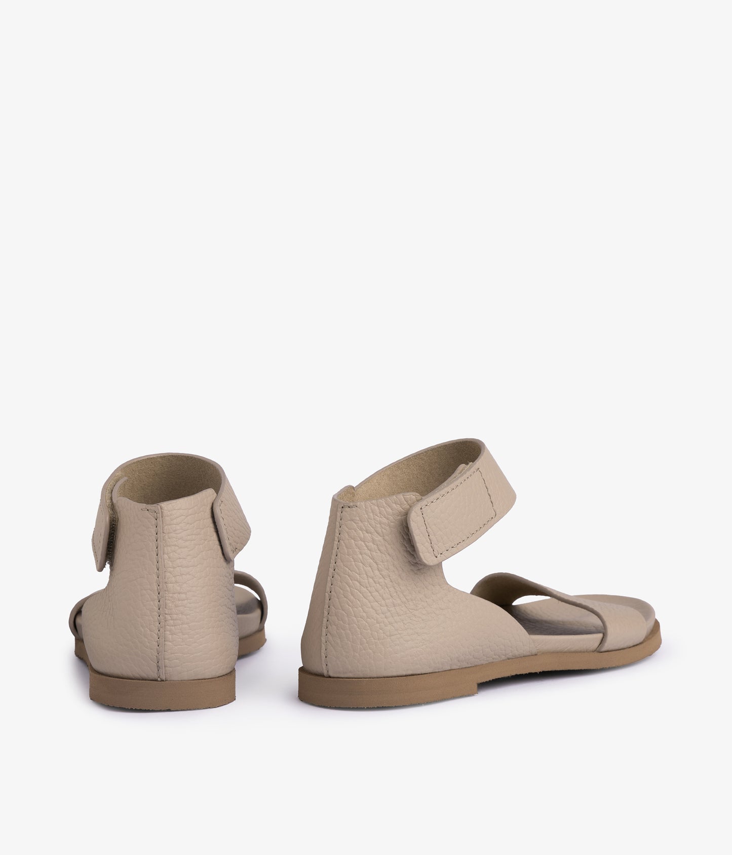 jalila / oyster cervo