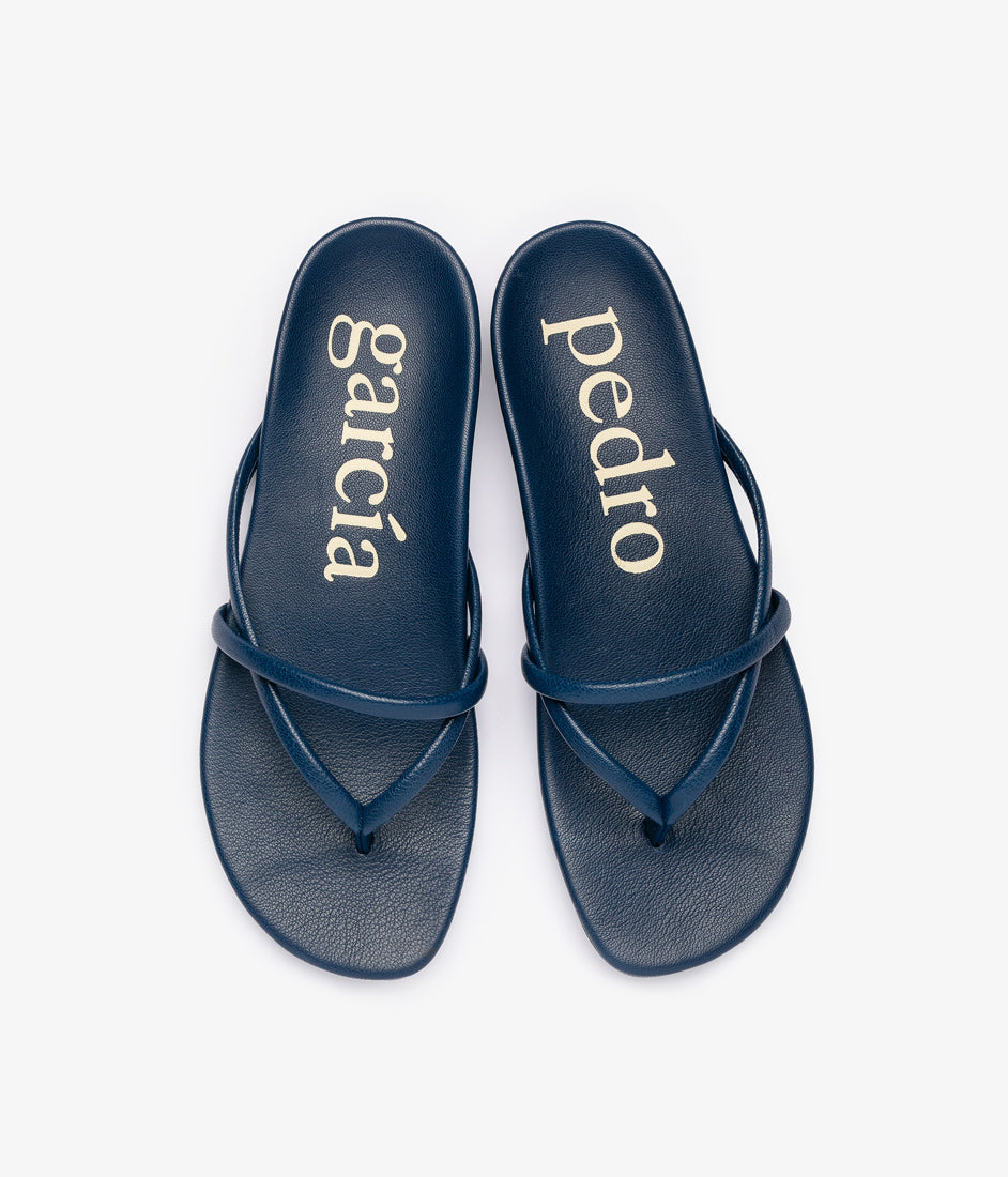 belany / midnight caprine