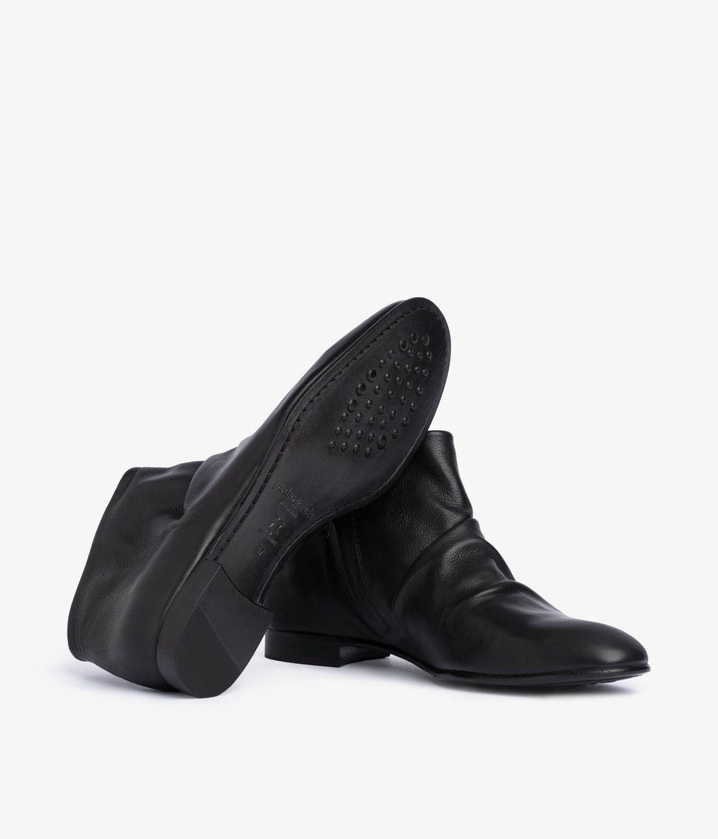 ganga / black clarabelle