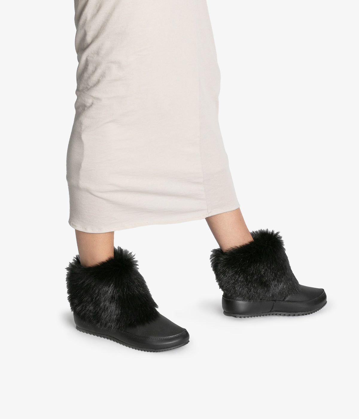 jalia / black suede churra