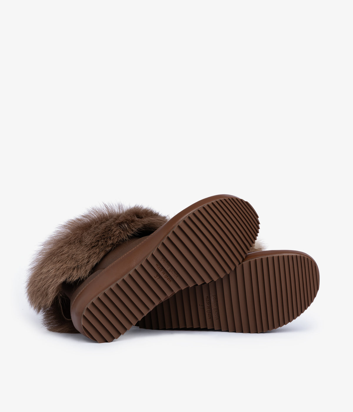 jalia / chestnut churra