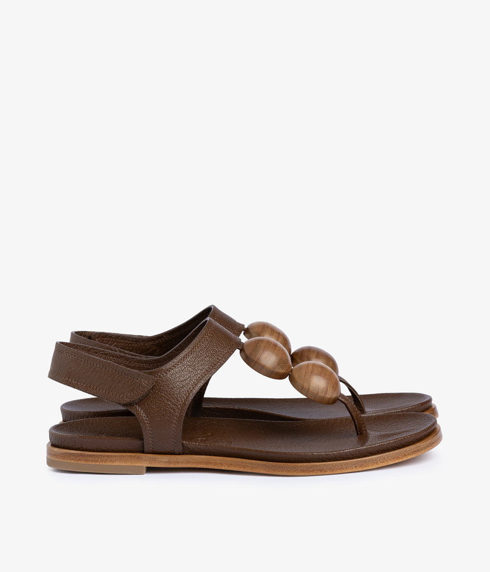 jovanka / chestnut petitgrain-walnut
