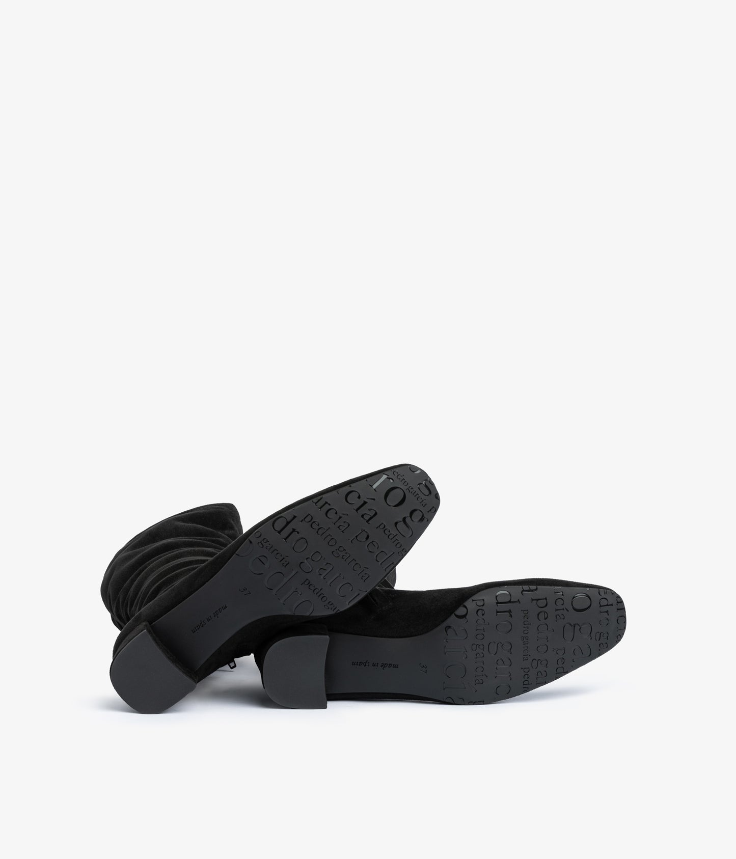 eneida / black suedette