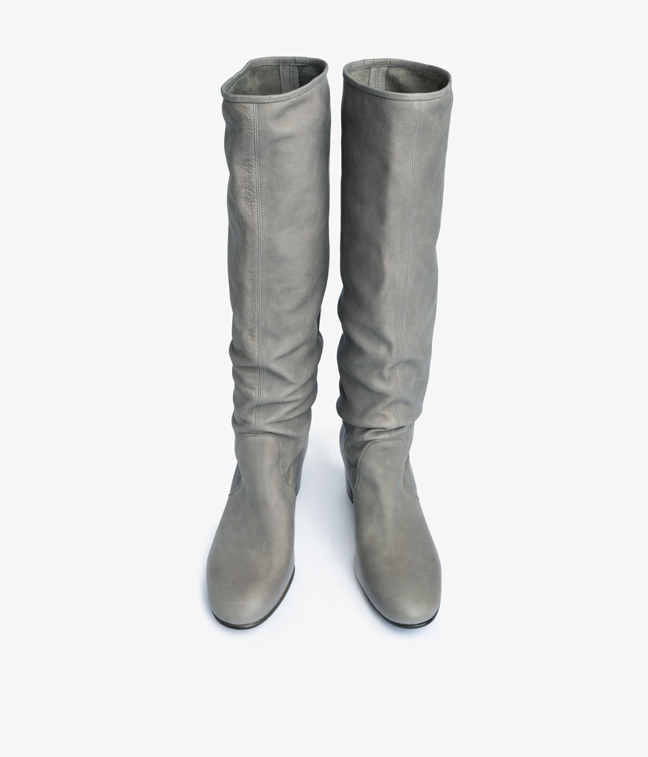xantia / grey clarabelle