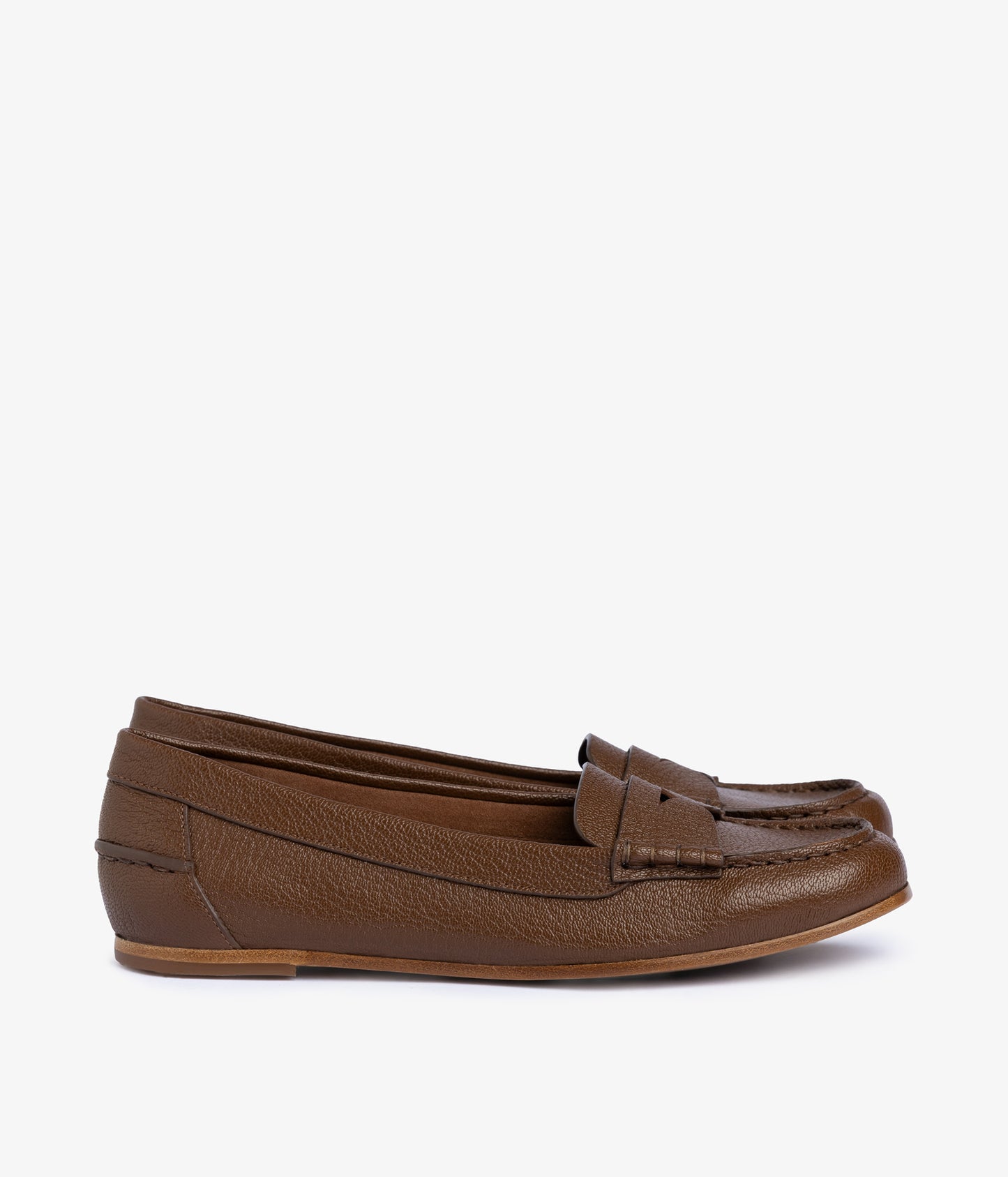 inara / chestnut petitgrain
