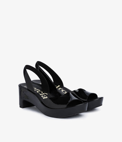 darinka / black castoro naplack