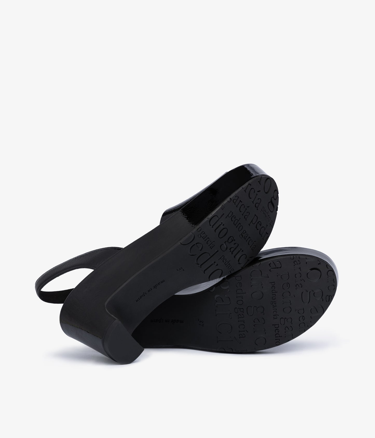 darinka / black castoro naplack