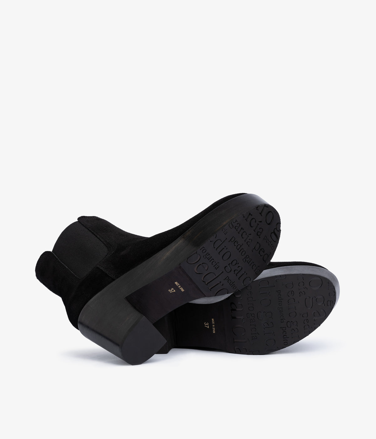 dalmi / terciopelo negro
