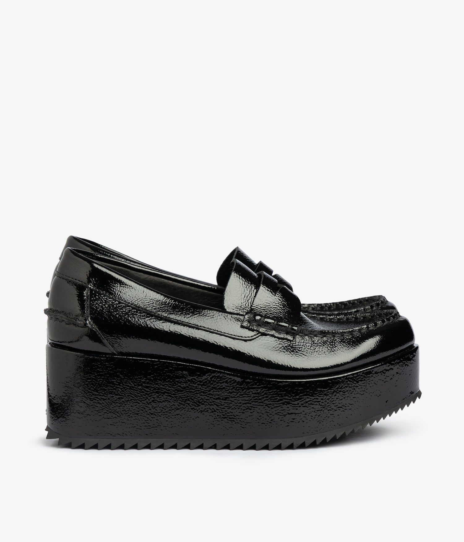 Platform loafer in black naplack with platflorm | Nusa | Fall