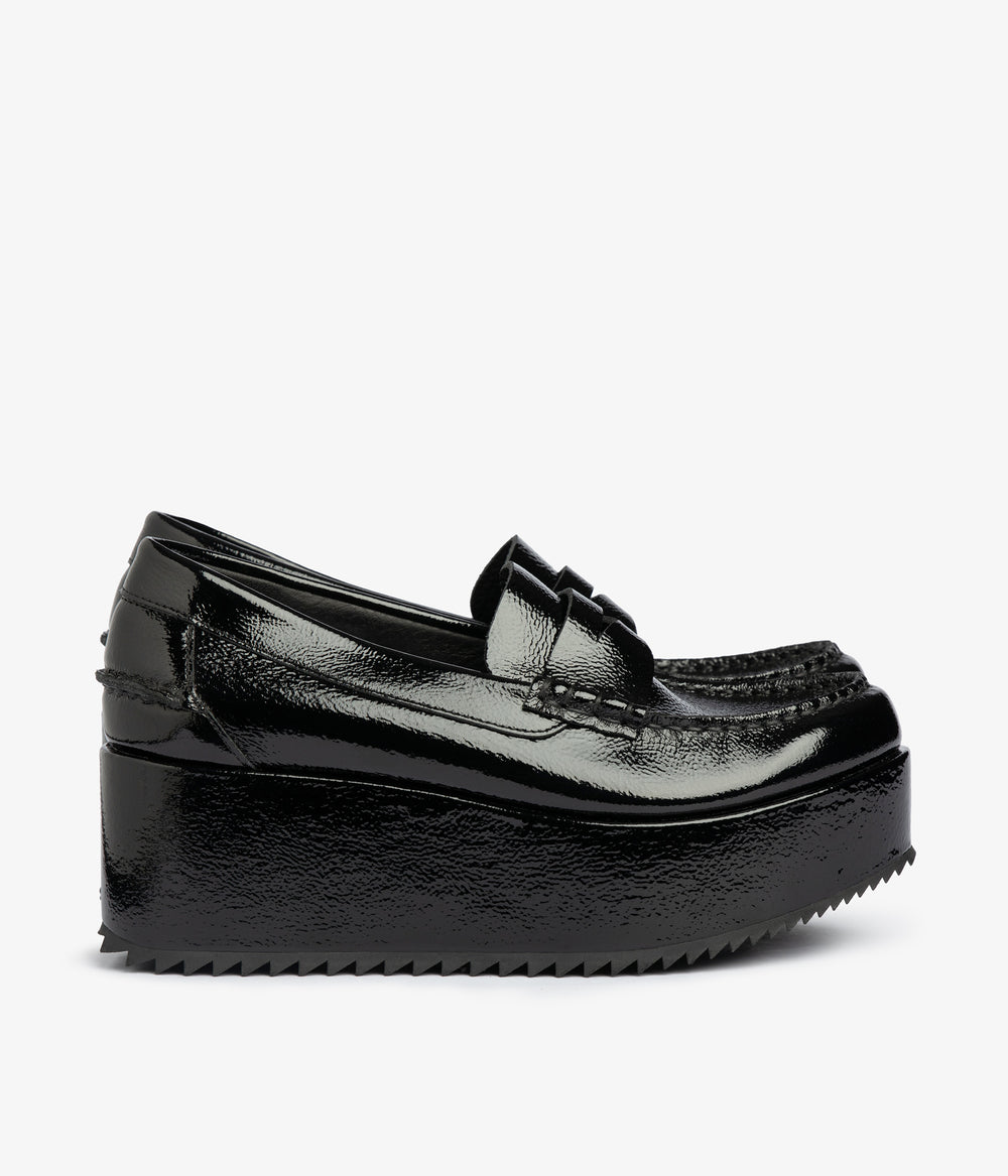 nusa / black castoro naplack