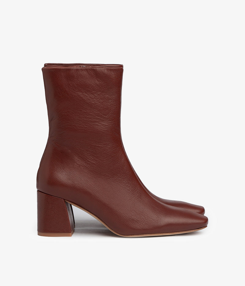 pedro garcia burgundy leather block heel boot ilisa aw23 1