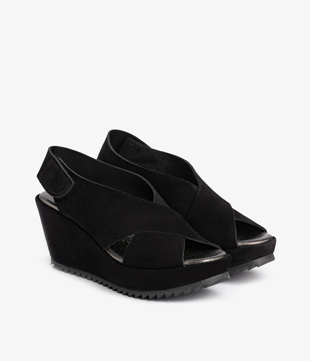 pedro garcia criss cross wedge black castoro ess 2
