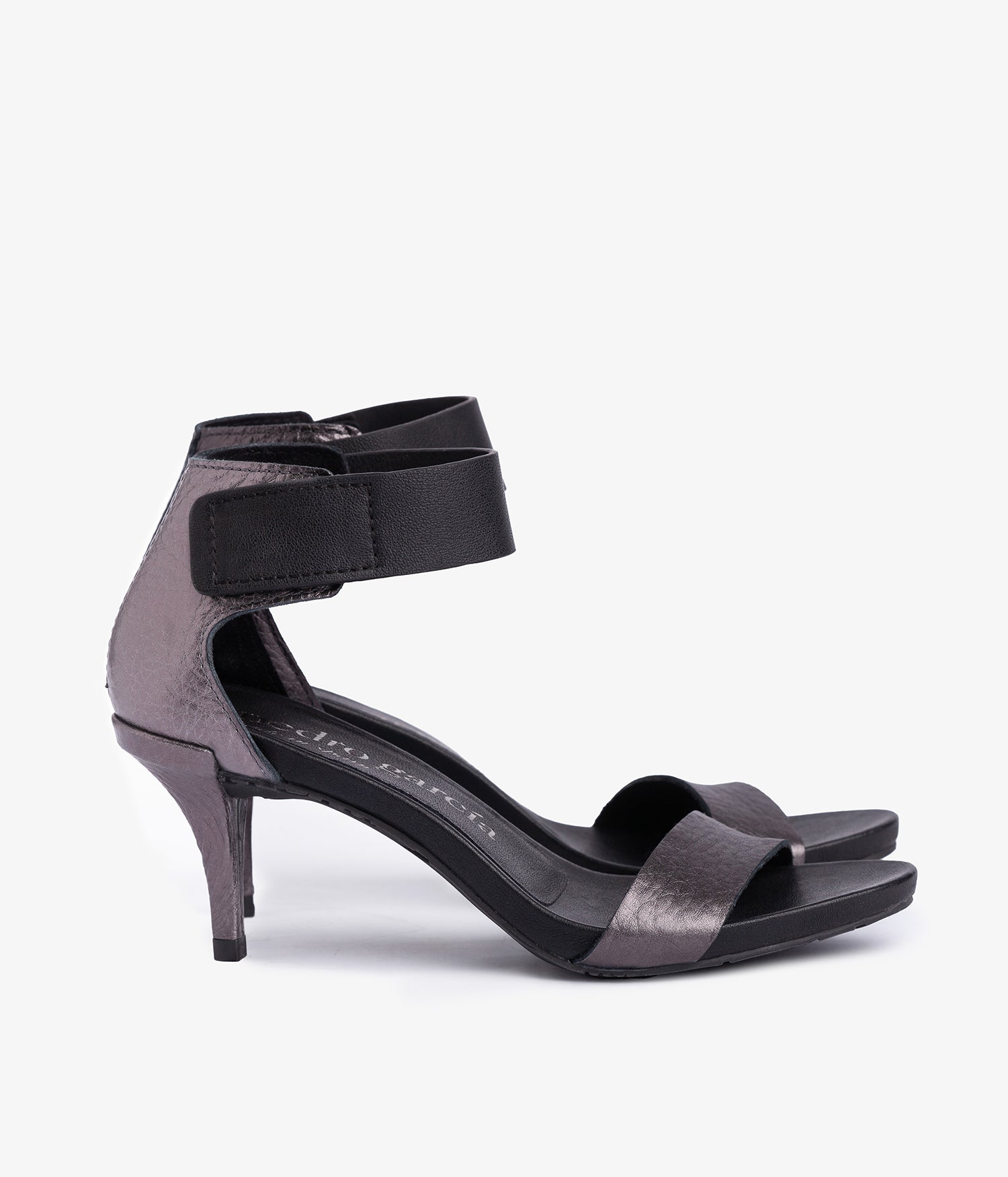 Mid heel sandal in black metallic leather Winka Essentials collection PEDRO GARCIA Pedro Garcia