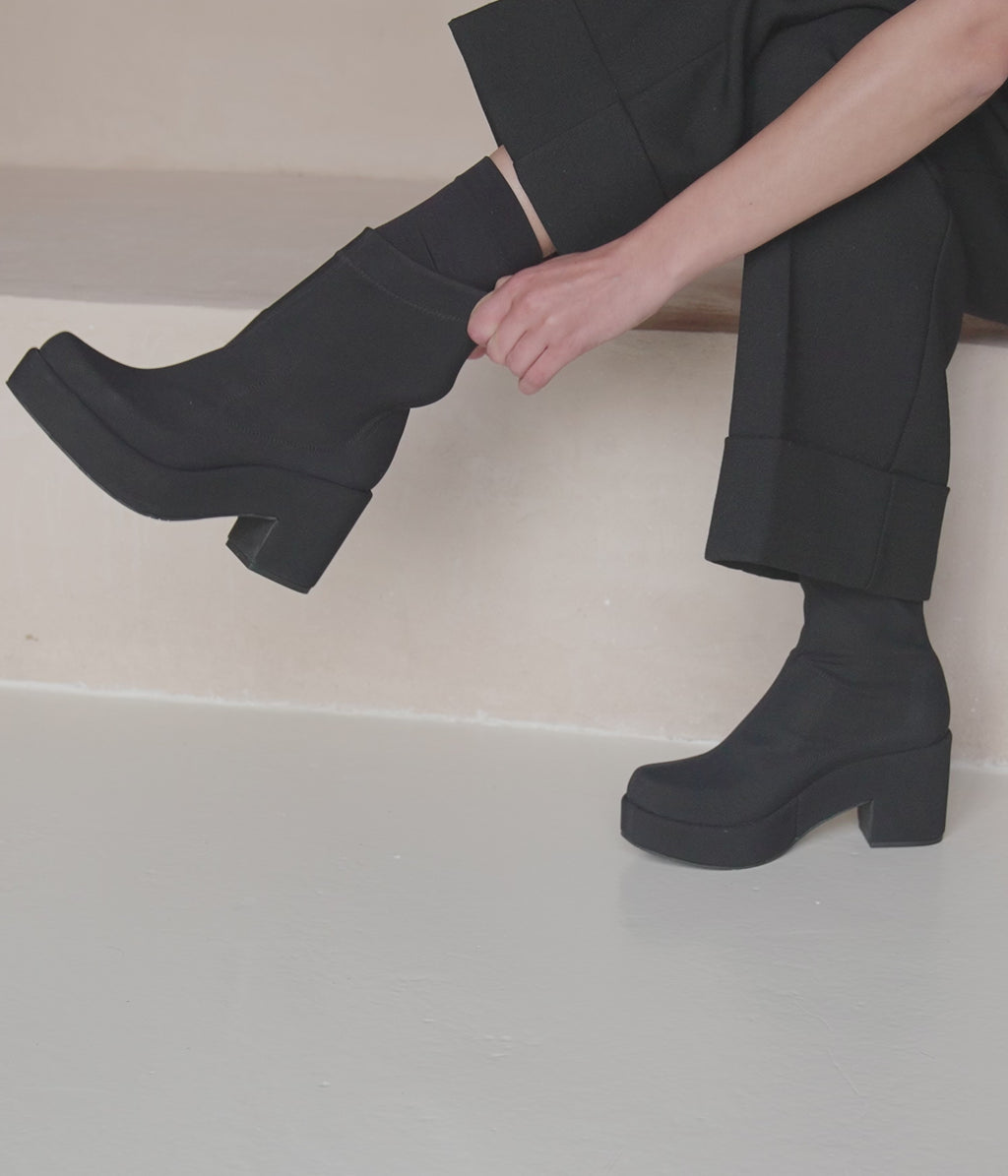 daneta / black 2-way stretch