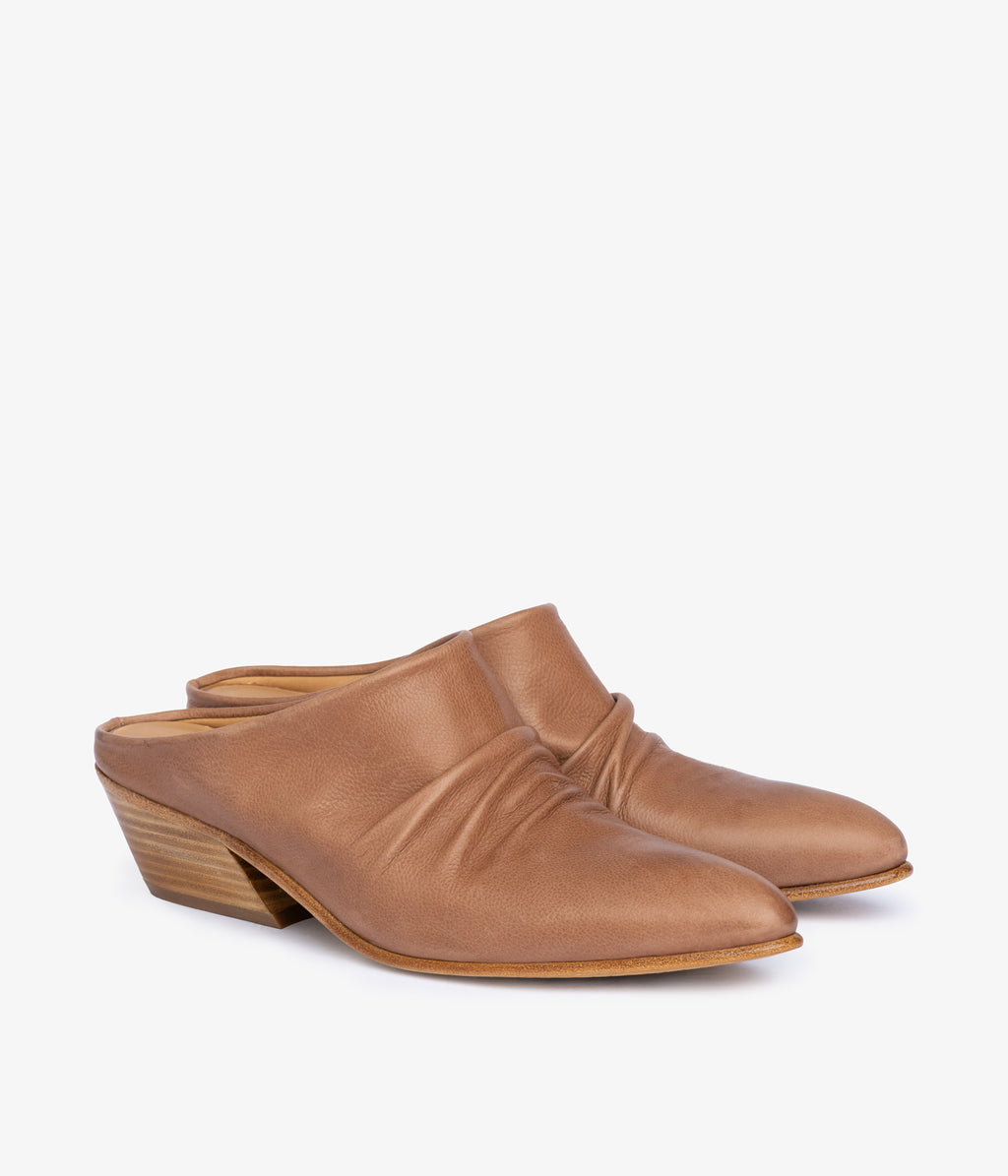helenka / pacana clarabelle