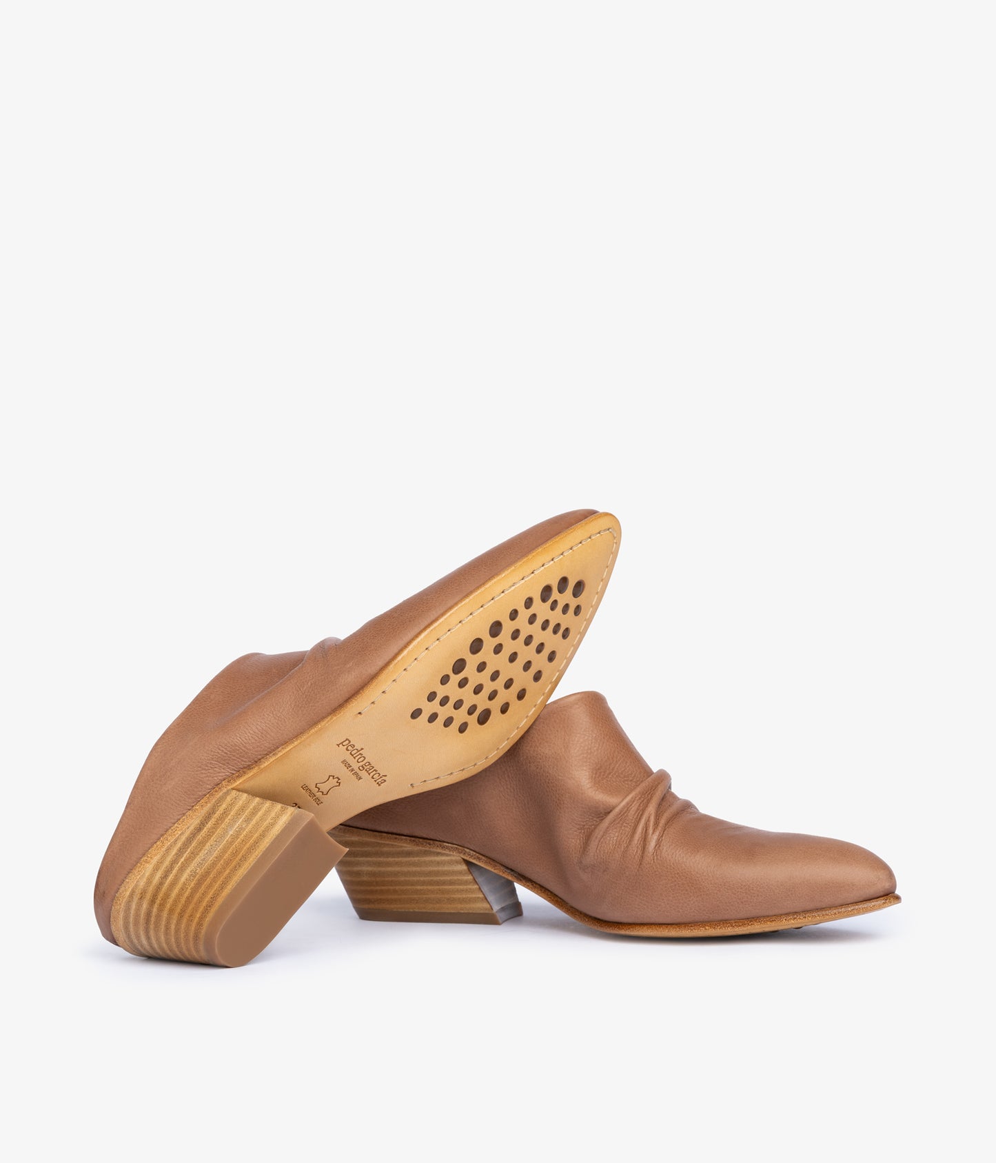 helenka / pecan clarabelle