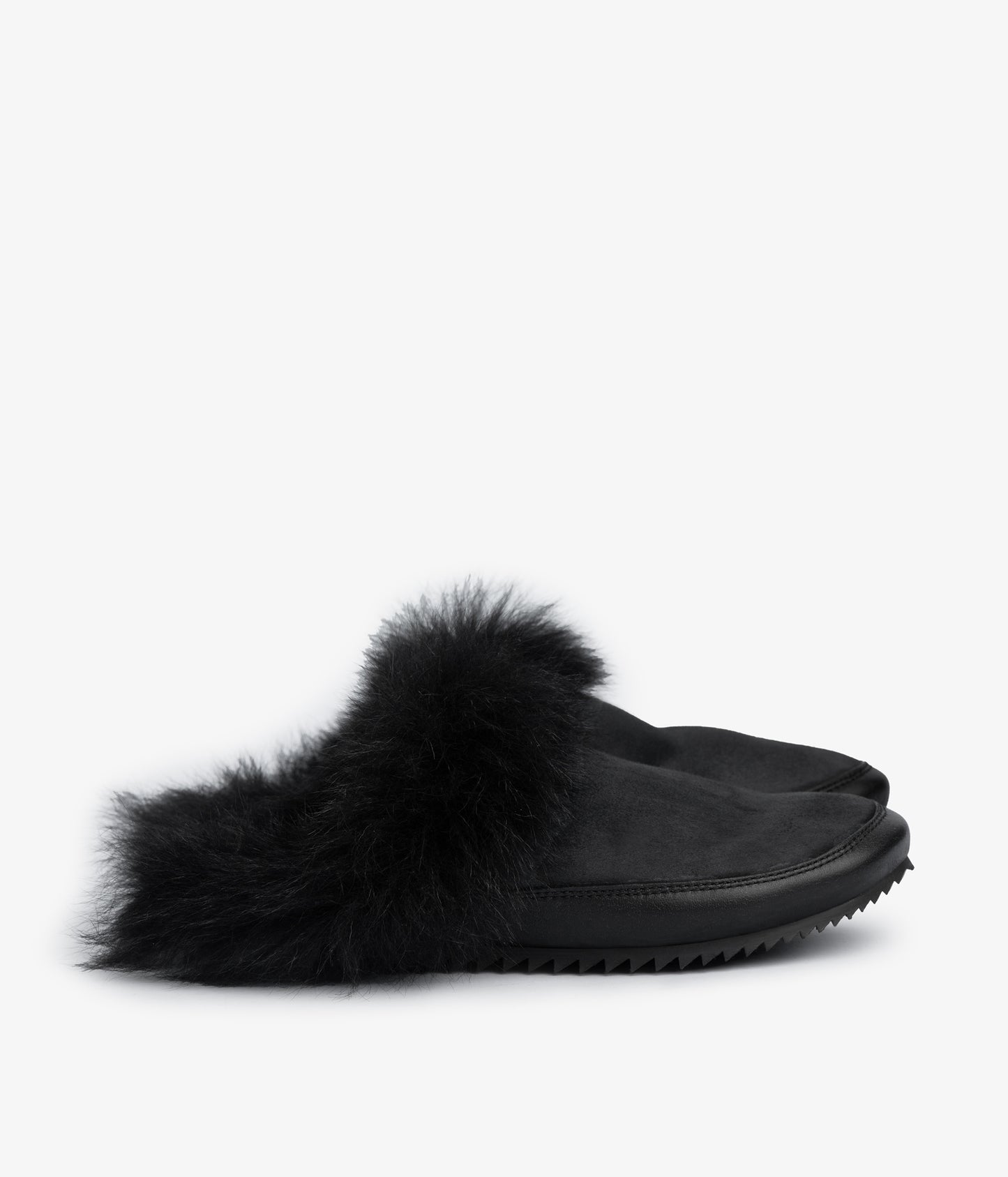 jan / black suede churra