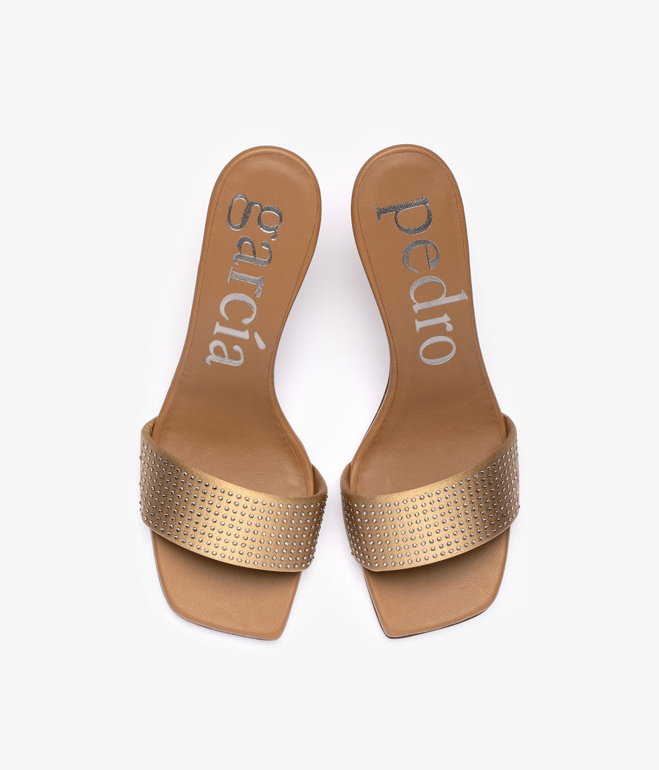 ilora / brulee satin