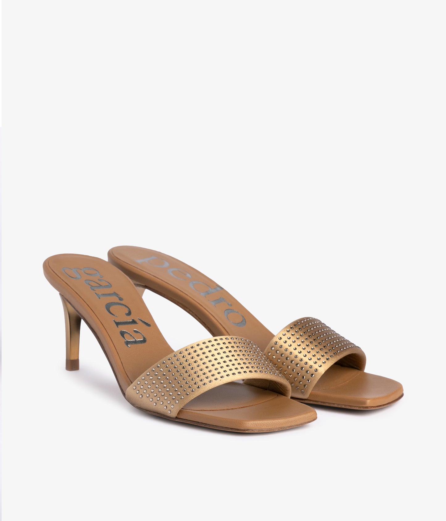 ilora / brulee satin