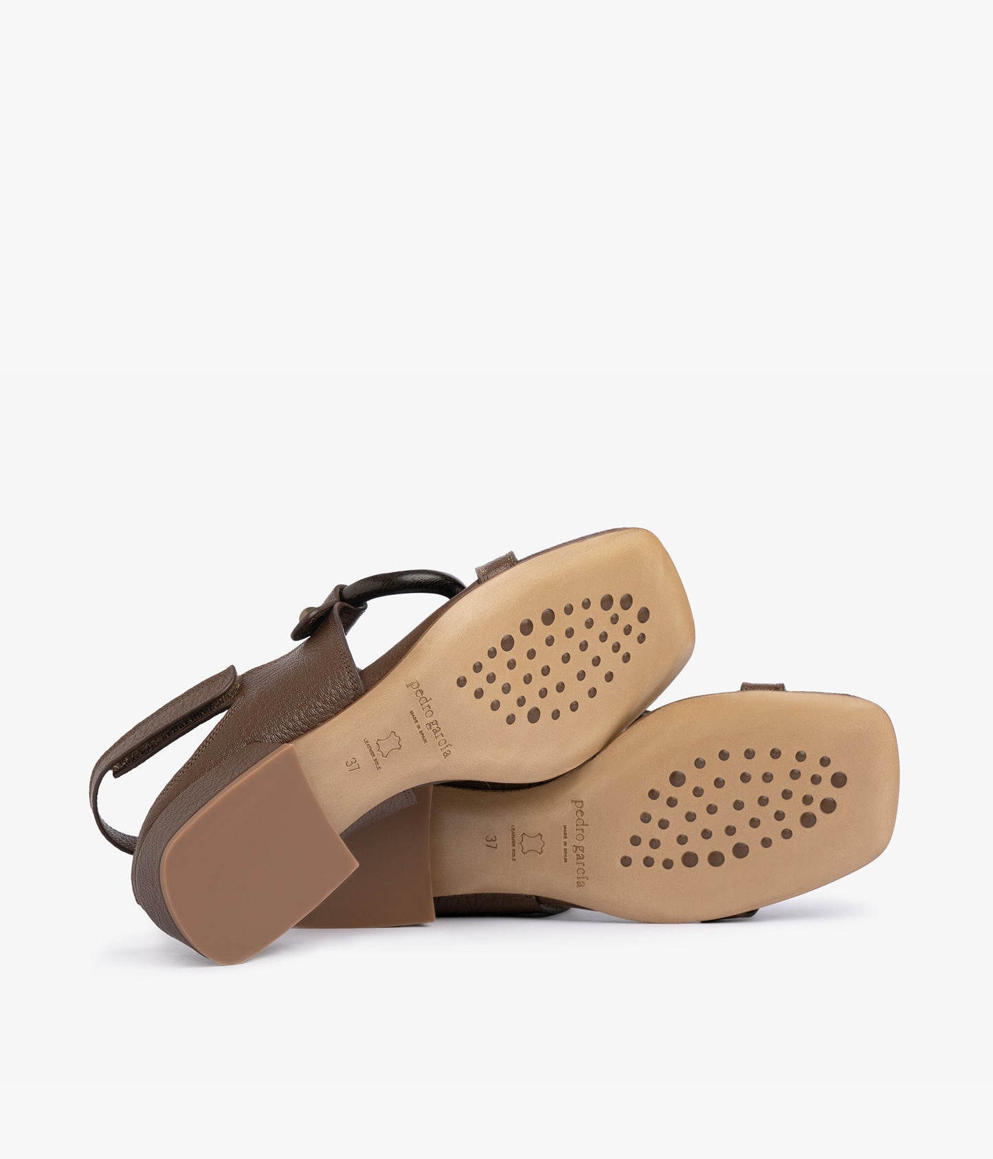 elba / chestnut petitgrain-wenge