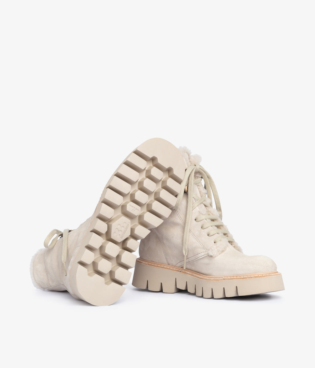 saira / nacre velour